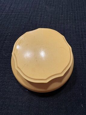 Vintage Du-Barry PyRali Celluloid Powder box